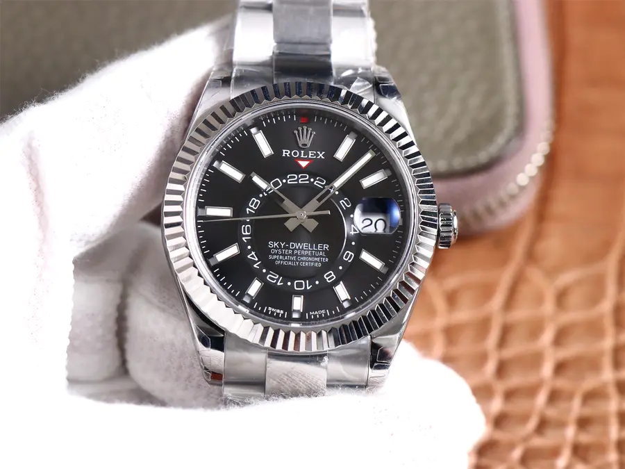 Rolex Land-Dweller